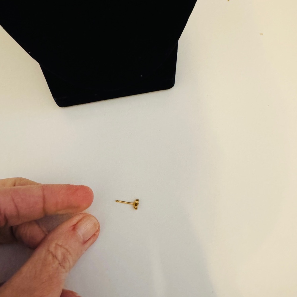 Tiny Double “Diamond’ Look Earring - One Earring - image 3